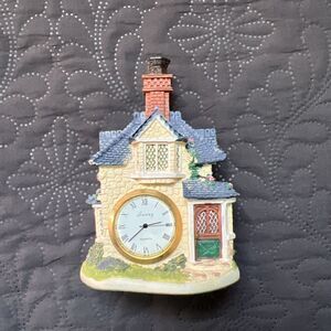 Vintage Miniature Cottage Sunny Quartz Mini Clock & Battery Collectible Decor